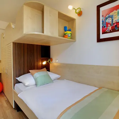 Hotel Valamar Tamaris 4*