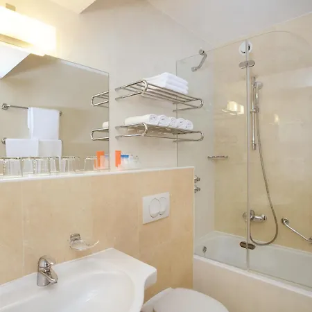 Valamar Tamaris Hotel