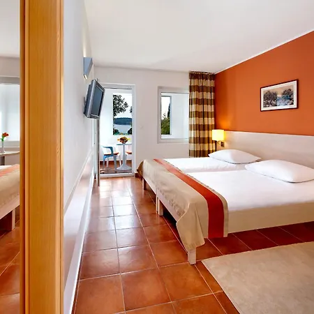Ξενοδοχείο Valamar Tamaris 4*
