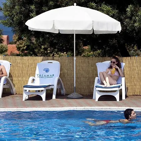 Отель Valamar Tamaris 4*